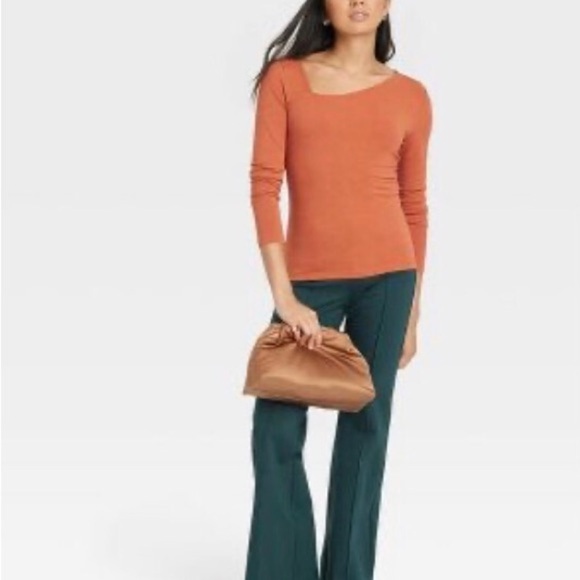 A New Day / NWT/ Women's Long Sleeve Asymmetrical Top / size M - Picture 3 of 8